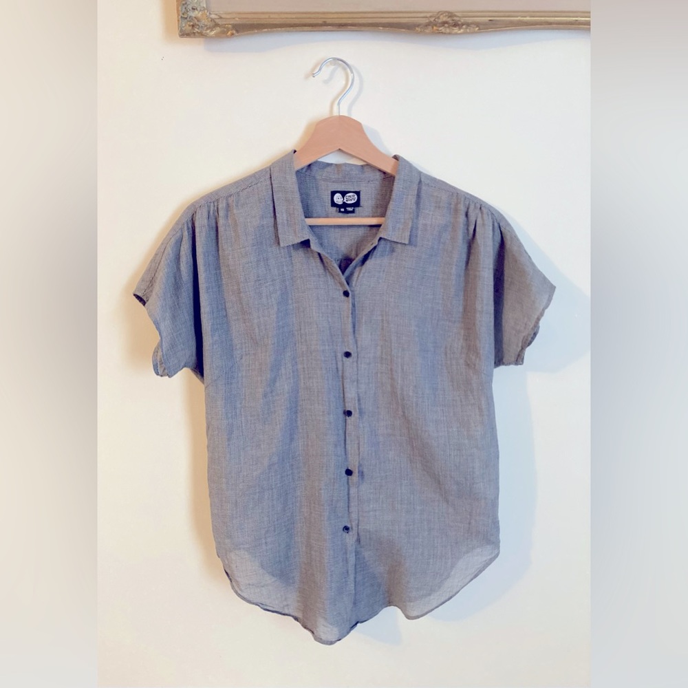 Cheap Monday Button Down Shirt Women’s Size Extra Small 100% Cotton